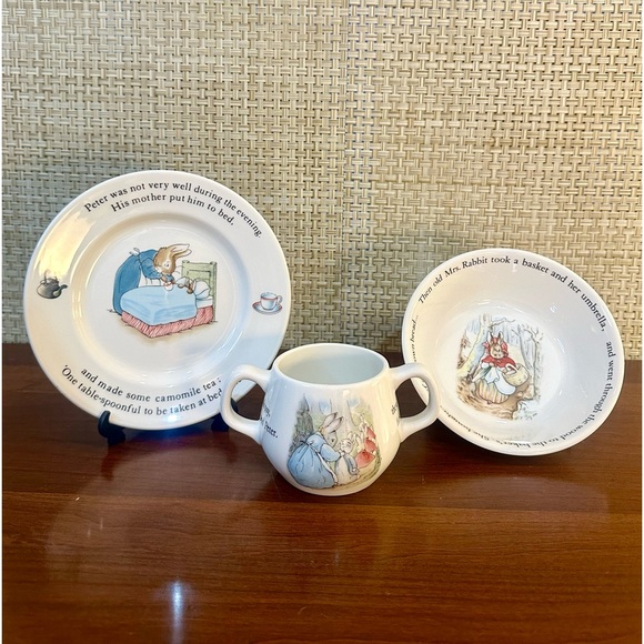 VTG 1980s Wedgewood Peter Rabbit Child's Plate, Bowl & Cup 3 Piece Set England - Picture 1 of 16